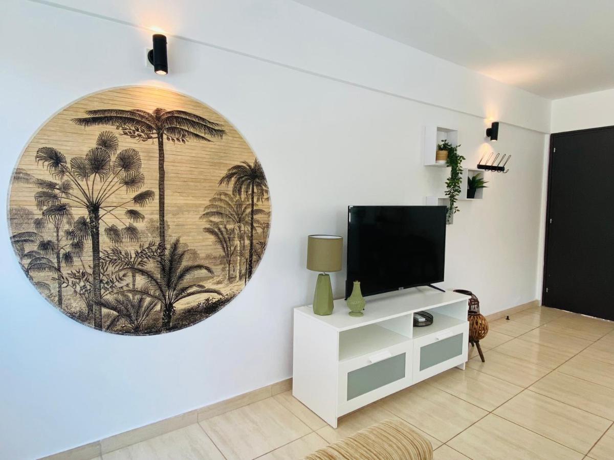 Serena'S 2-Br Apartment In 拉纳卡 外观 照片