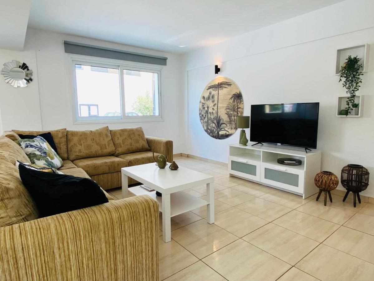 Serena'S 2-Br Apartment In 拉纳卡 外观 照片