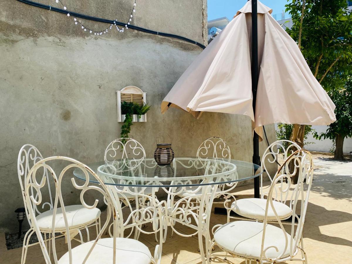 Serena'S 2-Br Apartment In 拉纳卡 外观 照片
